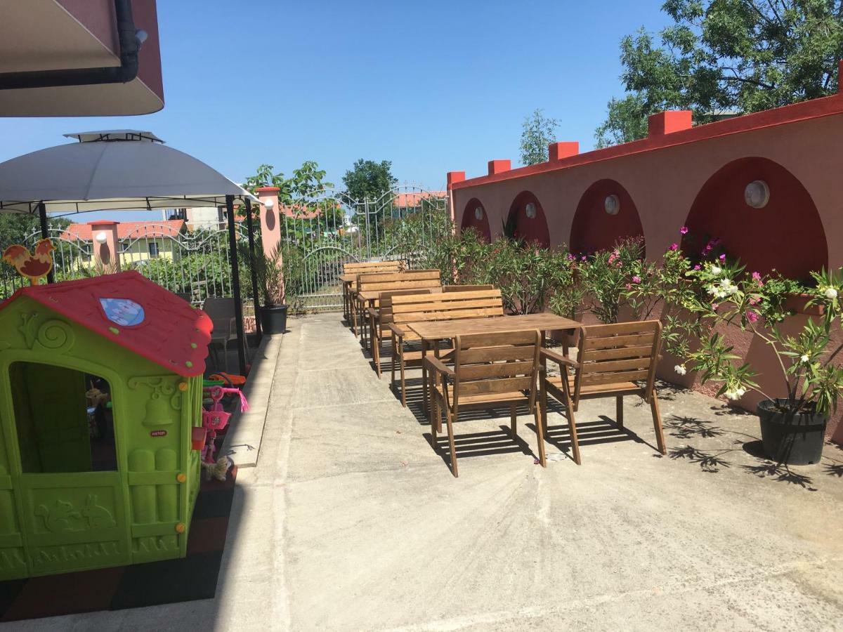 Свети Кирил Лозенец Hotel Ngoại thất bức ảnh